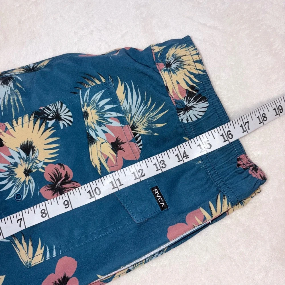 RVCA‎ Boardshorts Mens Small Blue Floral Tropical VA Elastic Waist Swim Trunks